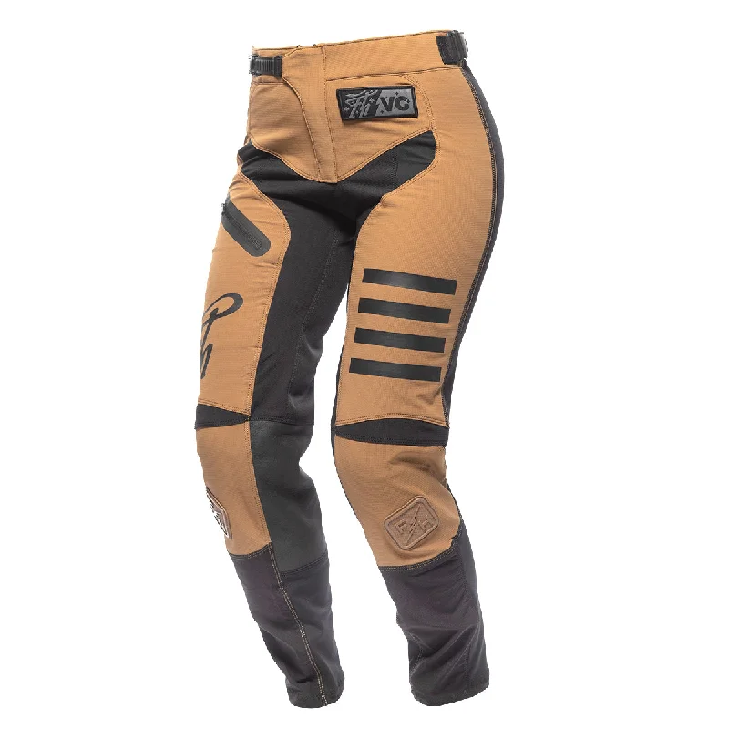 Best Bargains Elrod Stay Golden Women's Pant - Chalk/Camel