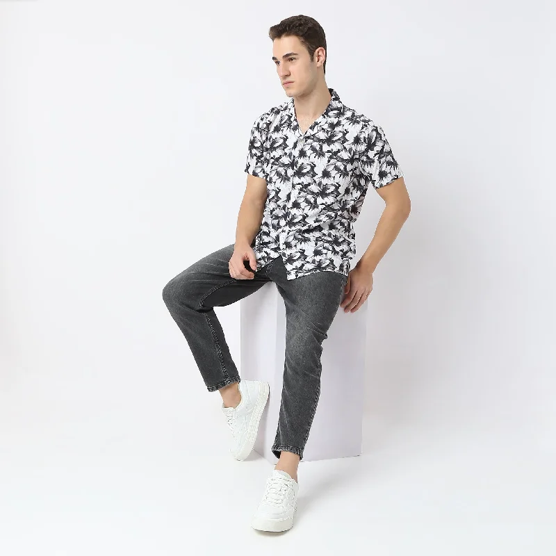 Deep Discounts Retreat™ Shirts - Printed Pattern Rich Fabric - Trendy Cuban Collar - Regular Fit Shirt Deep Discounts Retreat™ Shirts - Printed Pattern Rich Fabric - Trendy Cuban Collar - Regular Fit Shirt