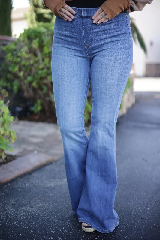 Final Clearance Super Flare Judy Blue Jeggings