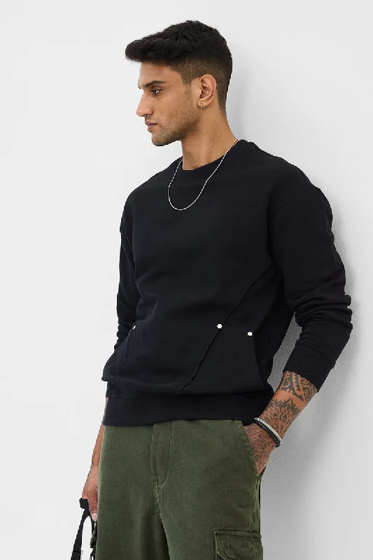 Price Slash Black Solid Slim Fit Sweater