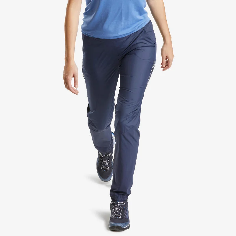 Weekend Deals That Sparkle Ultra-light fast hiking women’s trousers FH500 blue.
