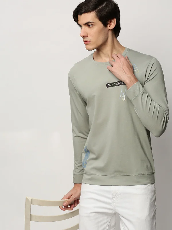 Price Reduction Men Green Graphics Casual Sweatshirts