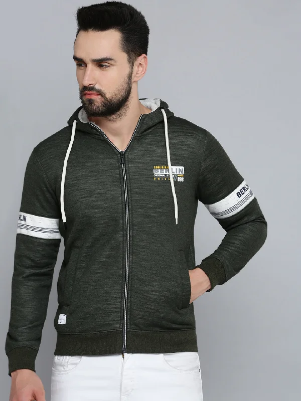 Act Now Men Green Solid Sweatshirt