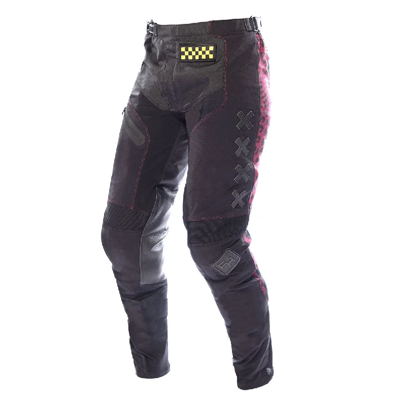 Weekend Specials to Delight Elrod Golden Women's Pant - Black