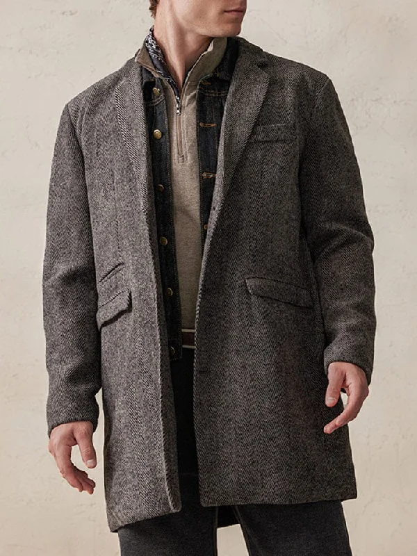 Time-Sensitive Vintage Herringbone Tweed Coat