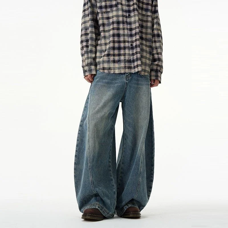 Weekend Specials to Love Thigh Fade Loose Jeans