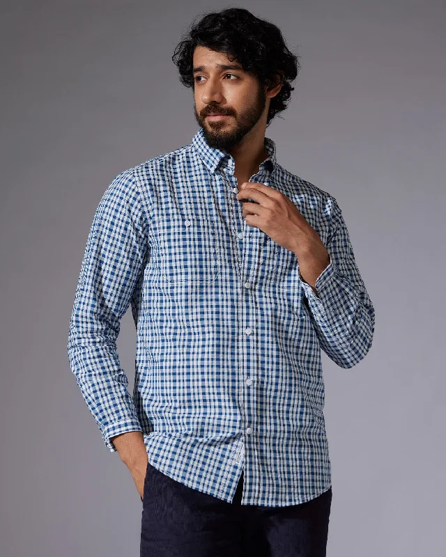 Weekend Bargains to Indulge In Blue & White Seersucker Checked Shirt