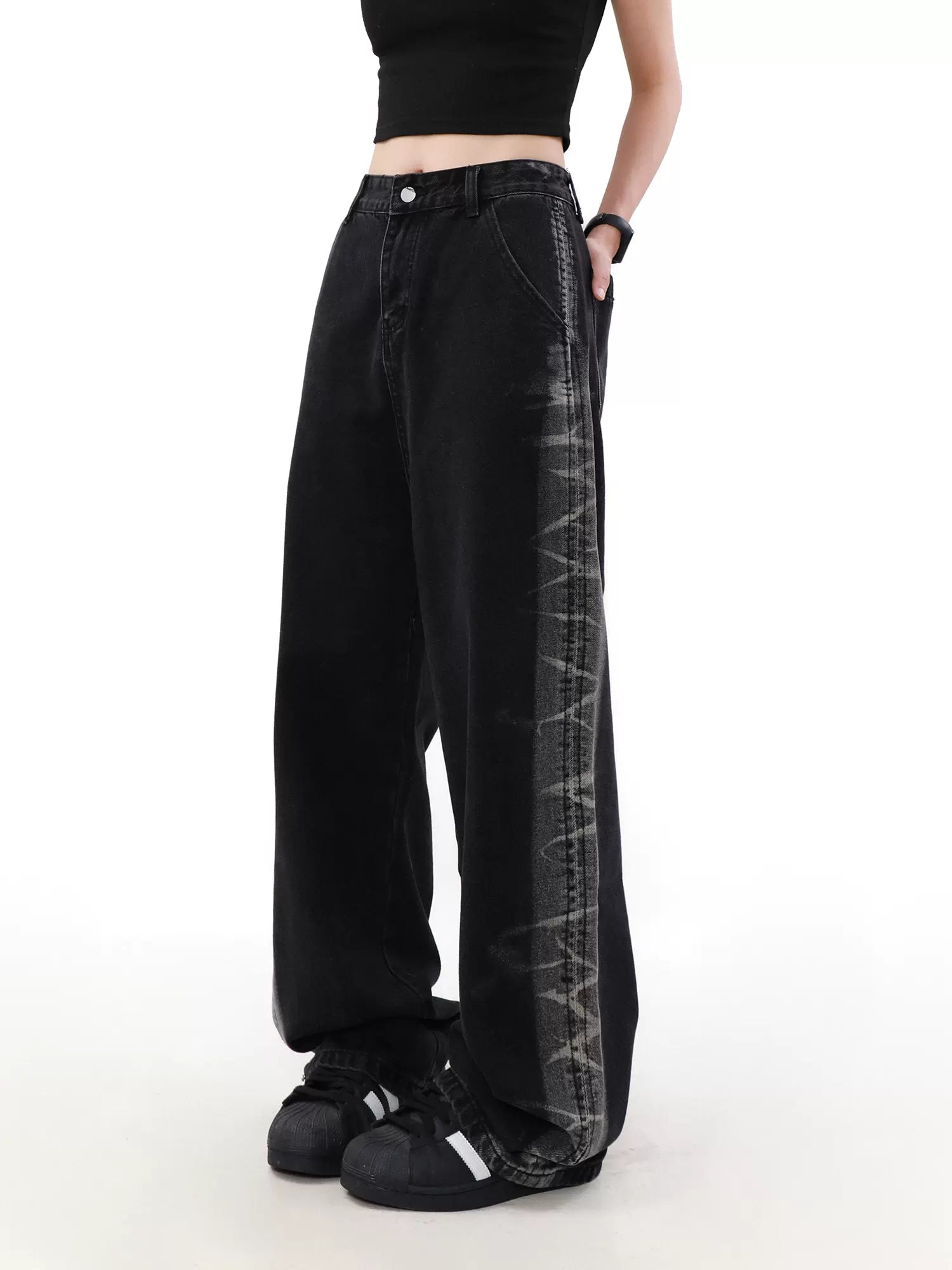 Quick Sale Side Fade and Whiskers Jeans